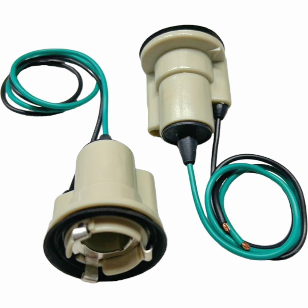 Generic 2Pcs socket for reverse tail light showing complete ready-to-install fixture