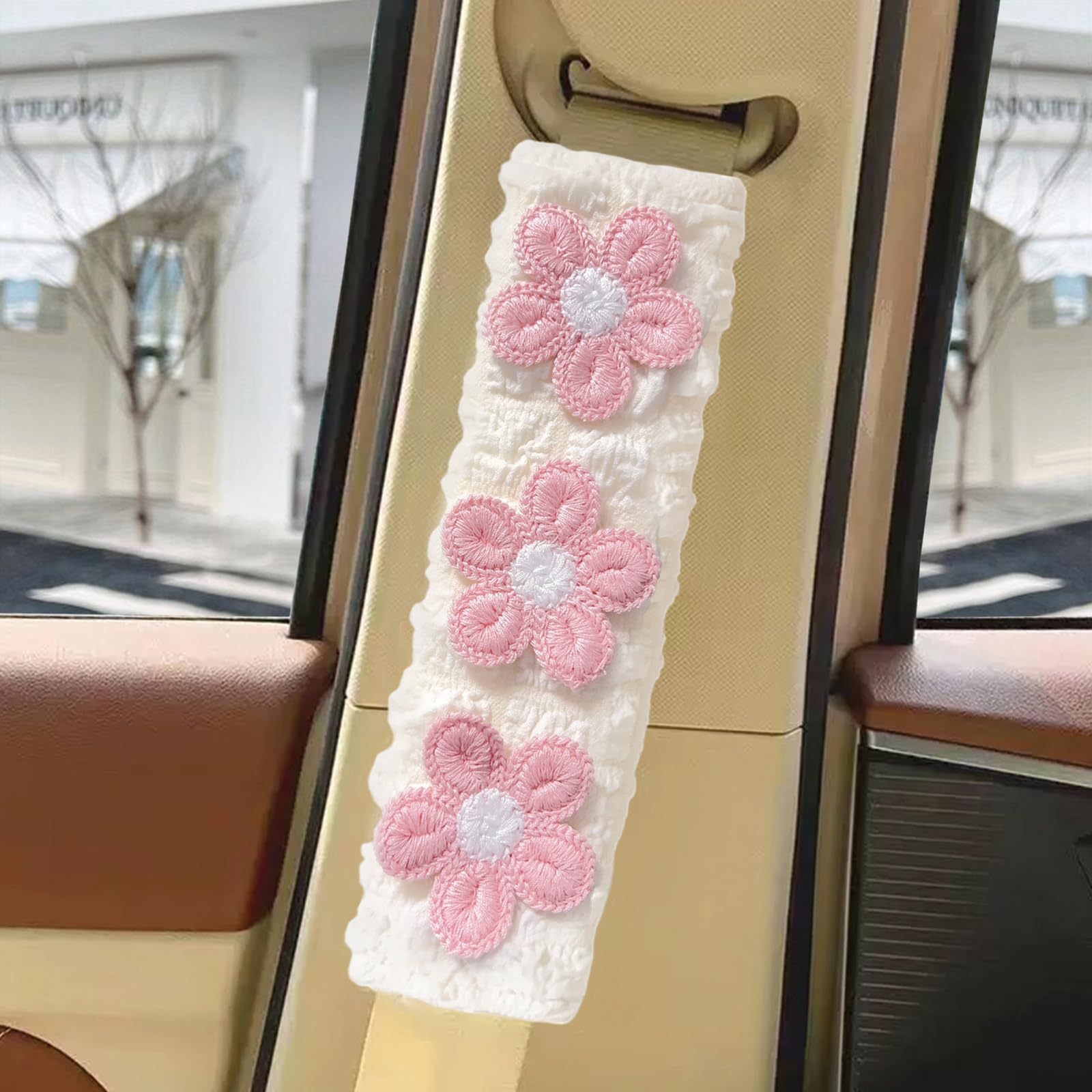 Generic Grid Puff Fabric Seatbelt Pad offers a soft touch against skin