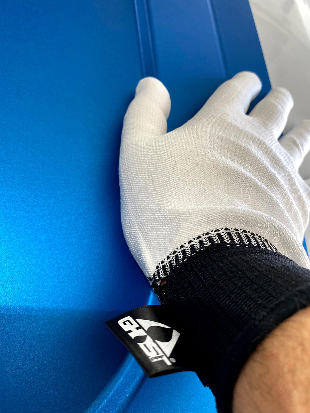 Generic WrapGlove Ghost Glove ideal for PPF and clear bra work