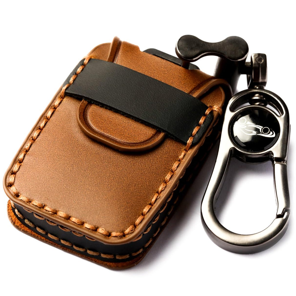 GLECHAZ gift box packaging signals a ready-to-gift key fob cover set.