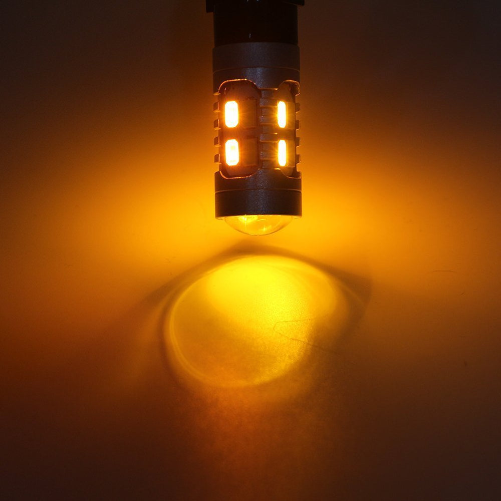 GLL Amber/White output in 6000-6500K beam for clear signaling.