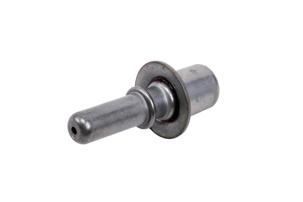 GM Genuine Parts 12583384 passenger side hose fitting; supports correct PCV system function.