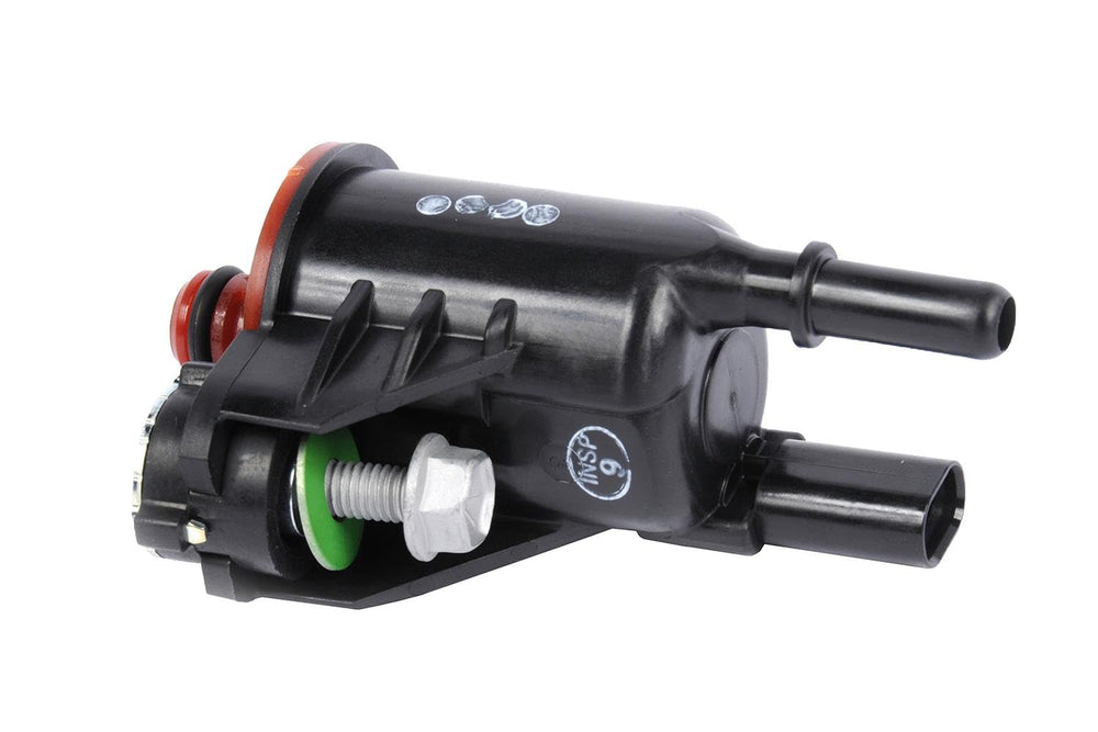 GM Genuine Parts 12630282 vapor canister purge valve demonstrates precise vapor flow control.