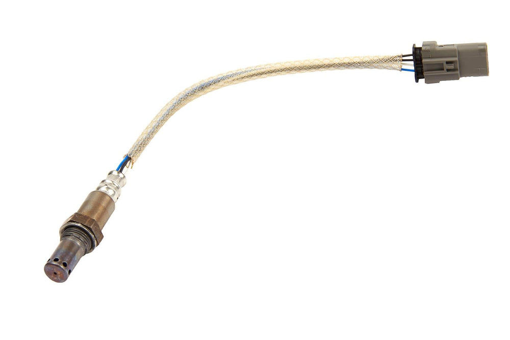GM Genuine Parts 12659516 heated oxygen sensor front view for precise emissions control.