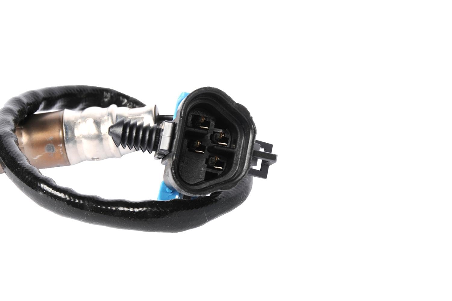 GM Genuine Parts 12665061 heated oxygen sensor installation view supports reliable engine feedback.