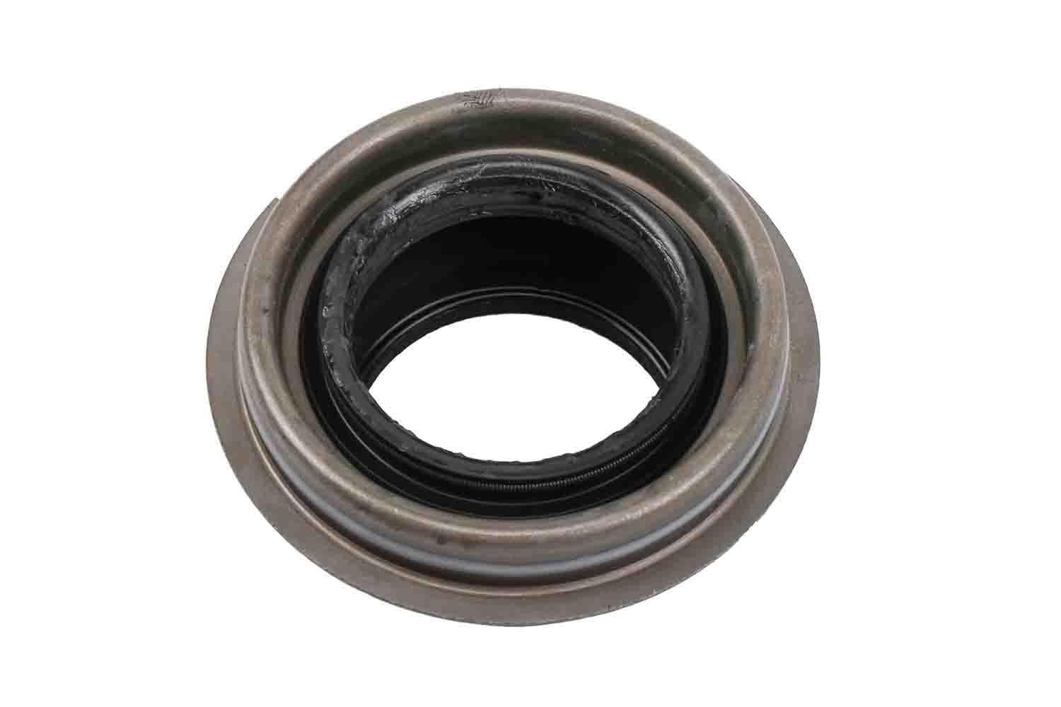 GM Genuine Parts 24232325 rear output shaft seal provides precise fit and reliable transmission sealing