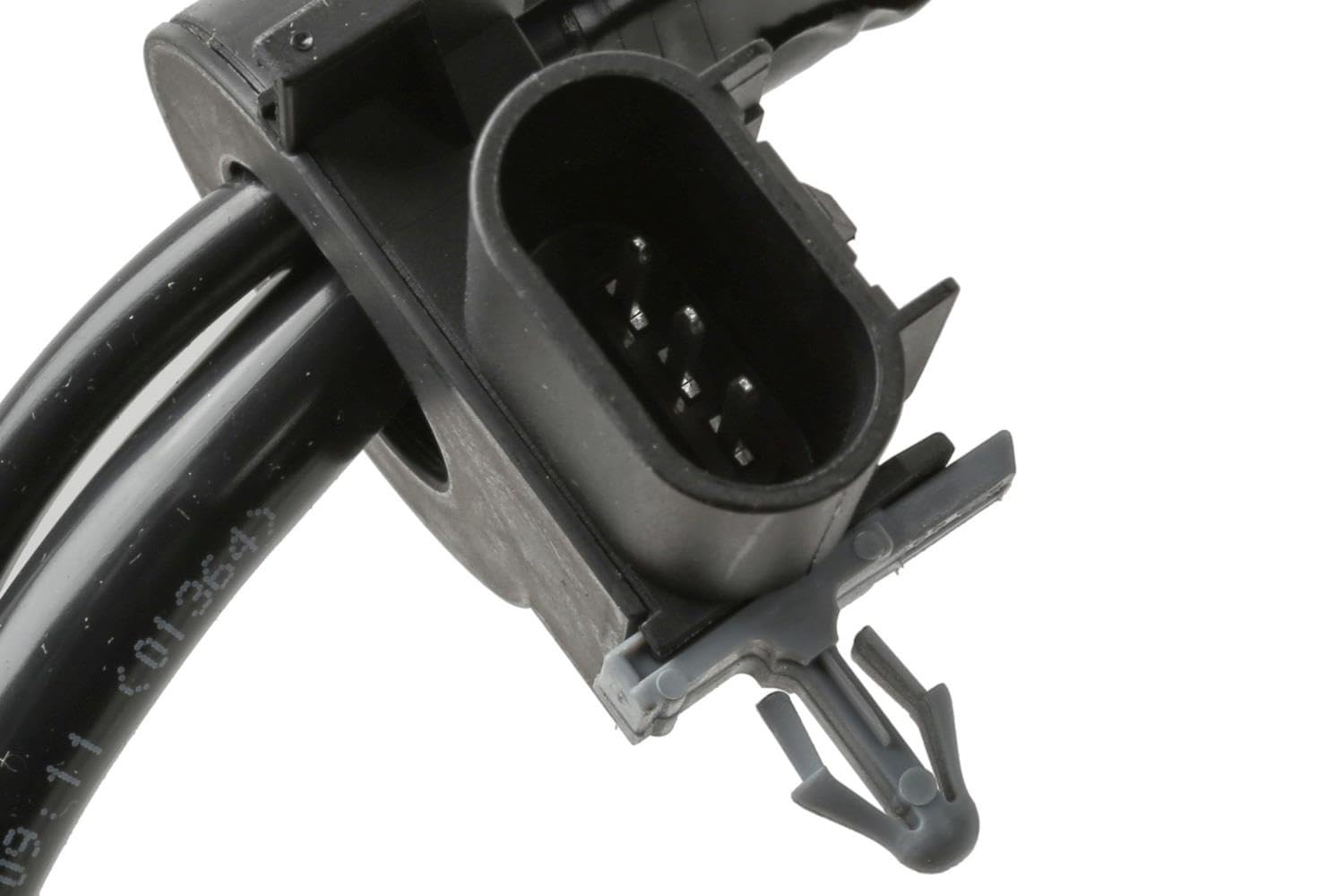 GM Genuine Parts 84634113 battery negative cable assembly for OEM fit and long-lasting performance.