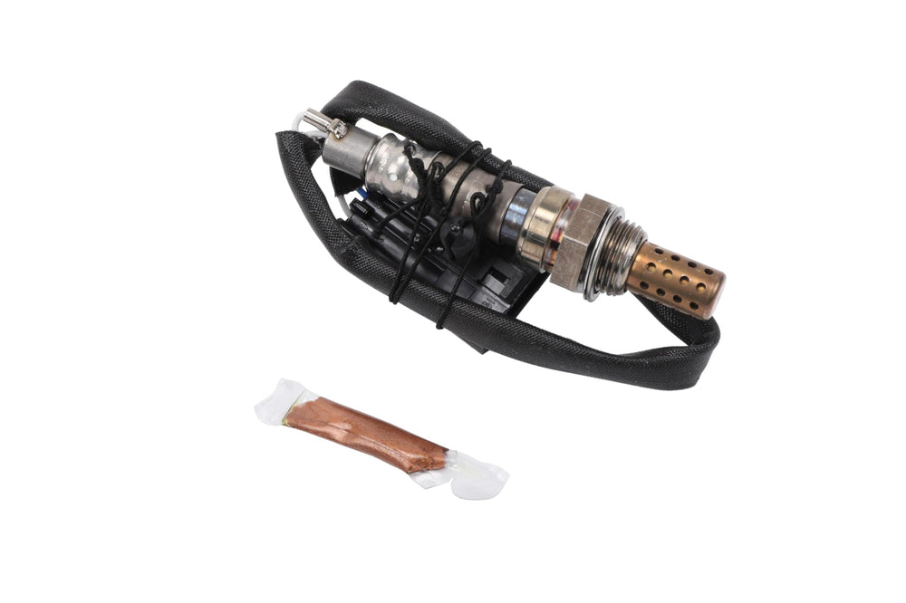 GM Genuine Parts AFS138 heated oxygen sensor close-up showing OE-grade construction for dependable performance.