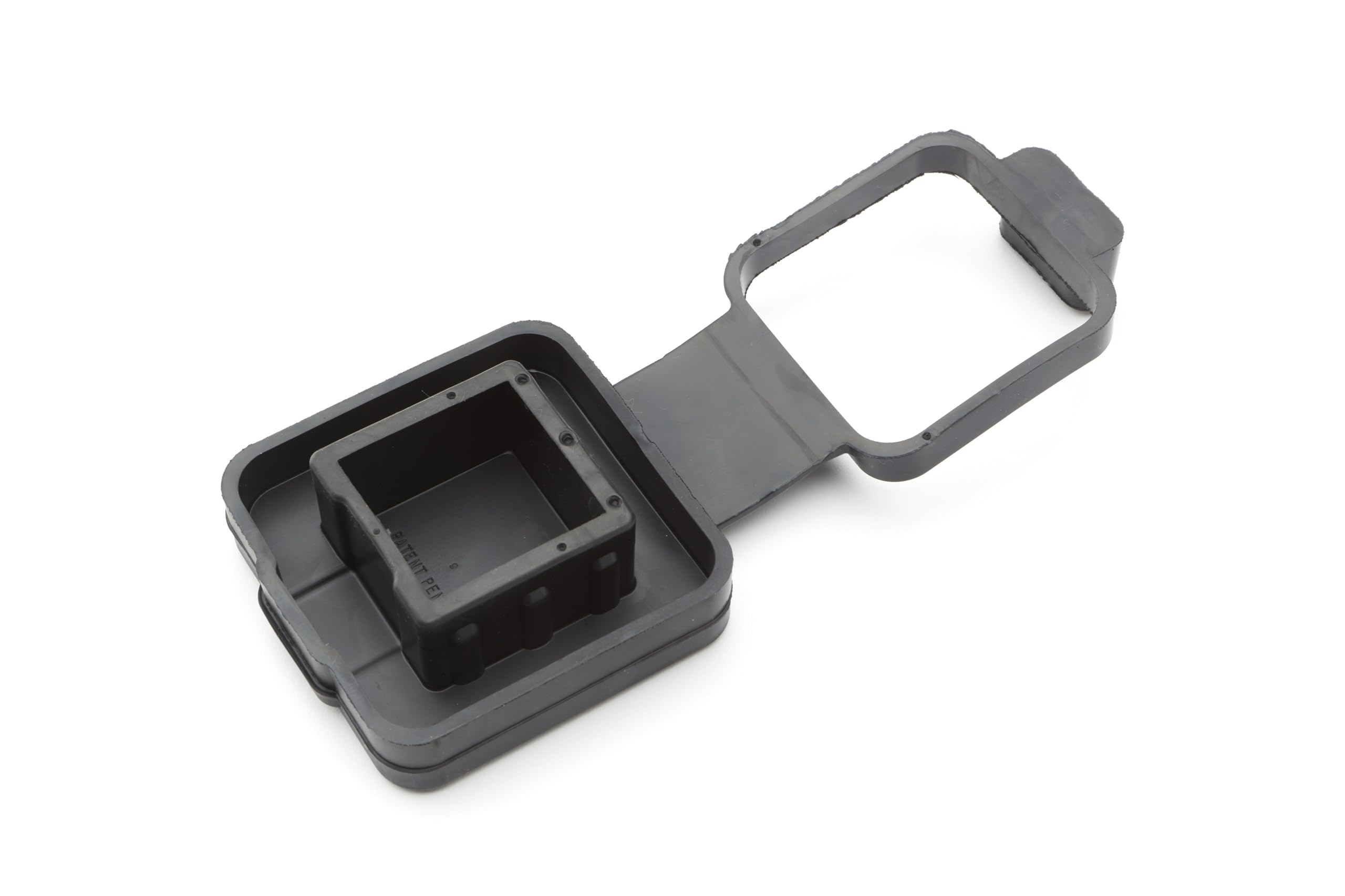 GM Genuine Parts trailer hitch closeout with Bowtie logo protects the receiver from debris.
