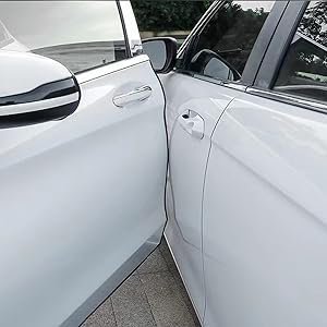 Boat side protection using GoldWheel edge trim along hull edge