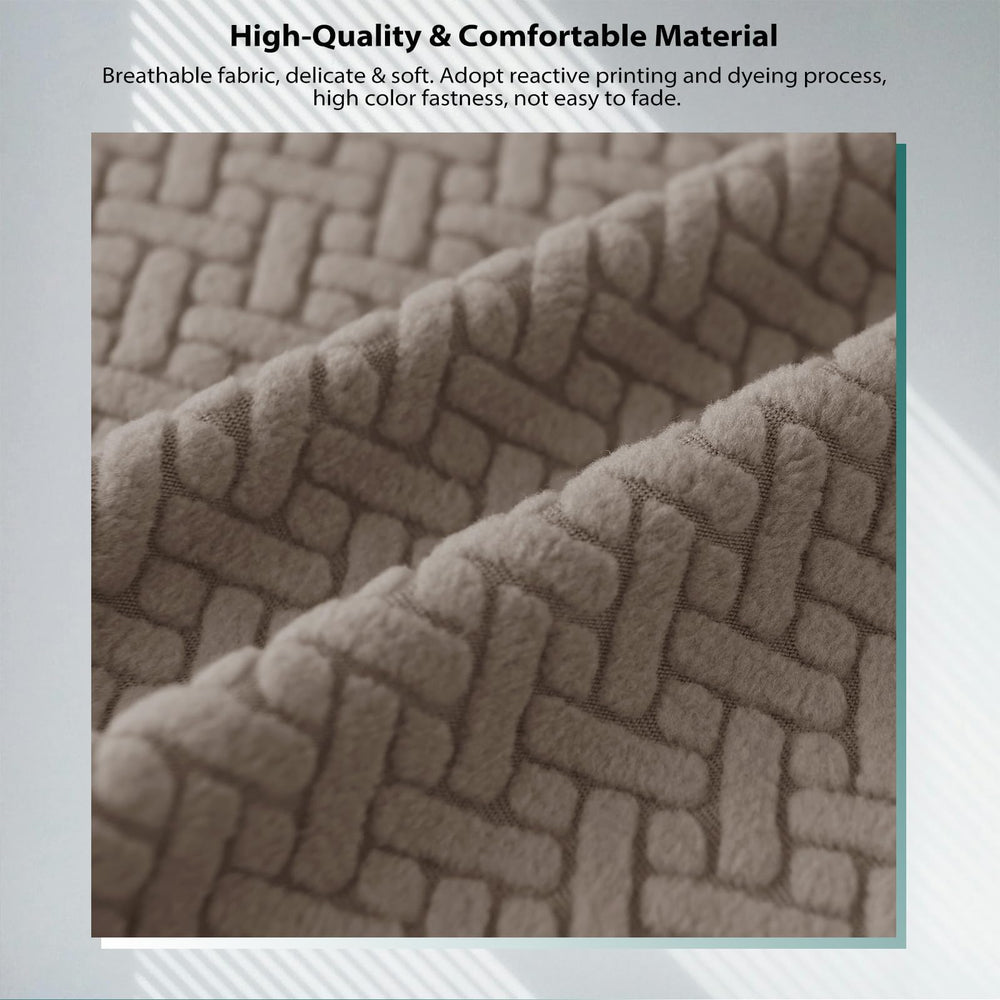 Gollense high-stretch fabric detail for flexible fit across cushions.