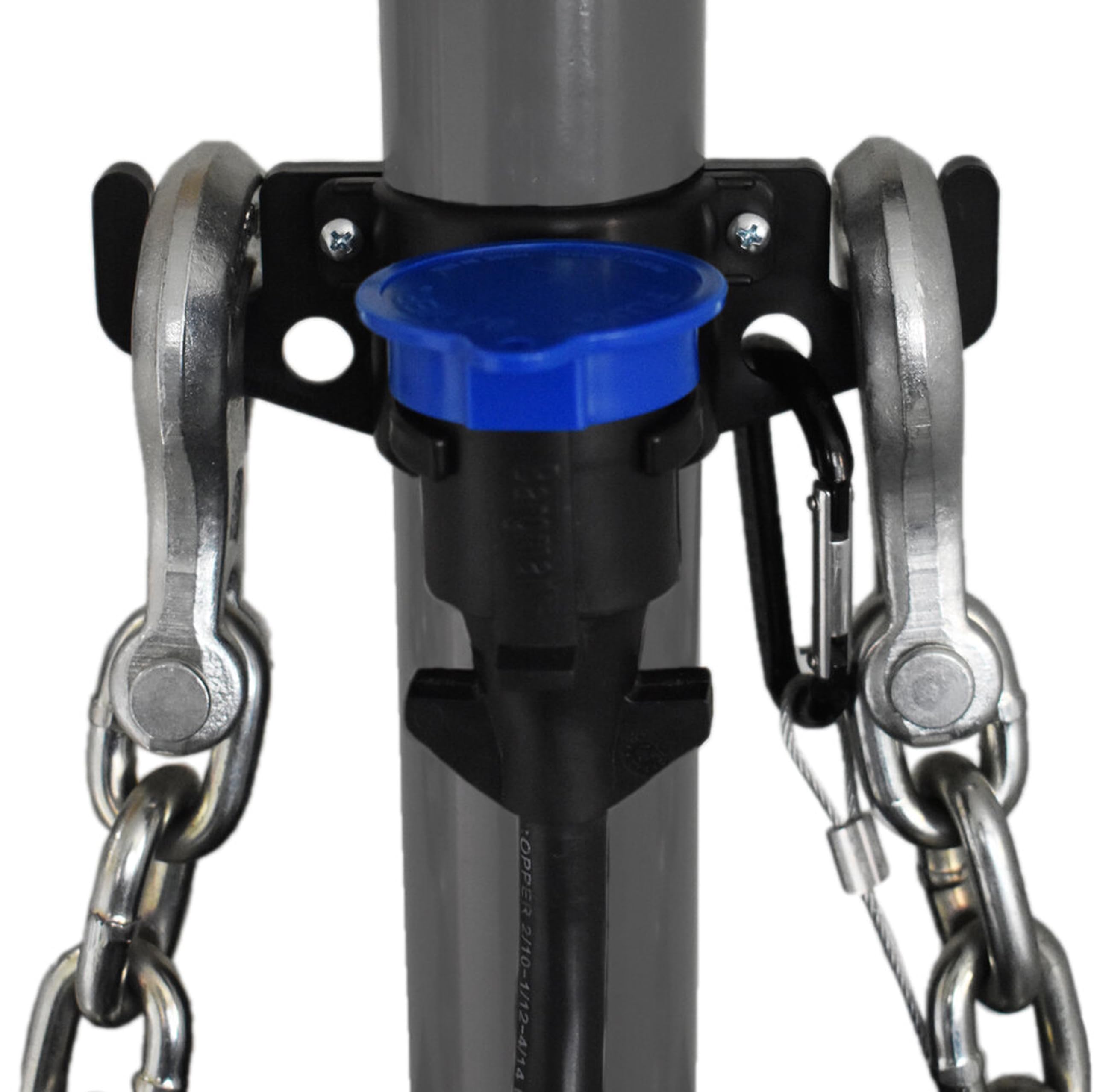 GR Innovations HitchBoss 7-Way with side hooks organizer keeps cables secure.