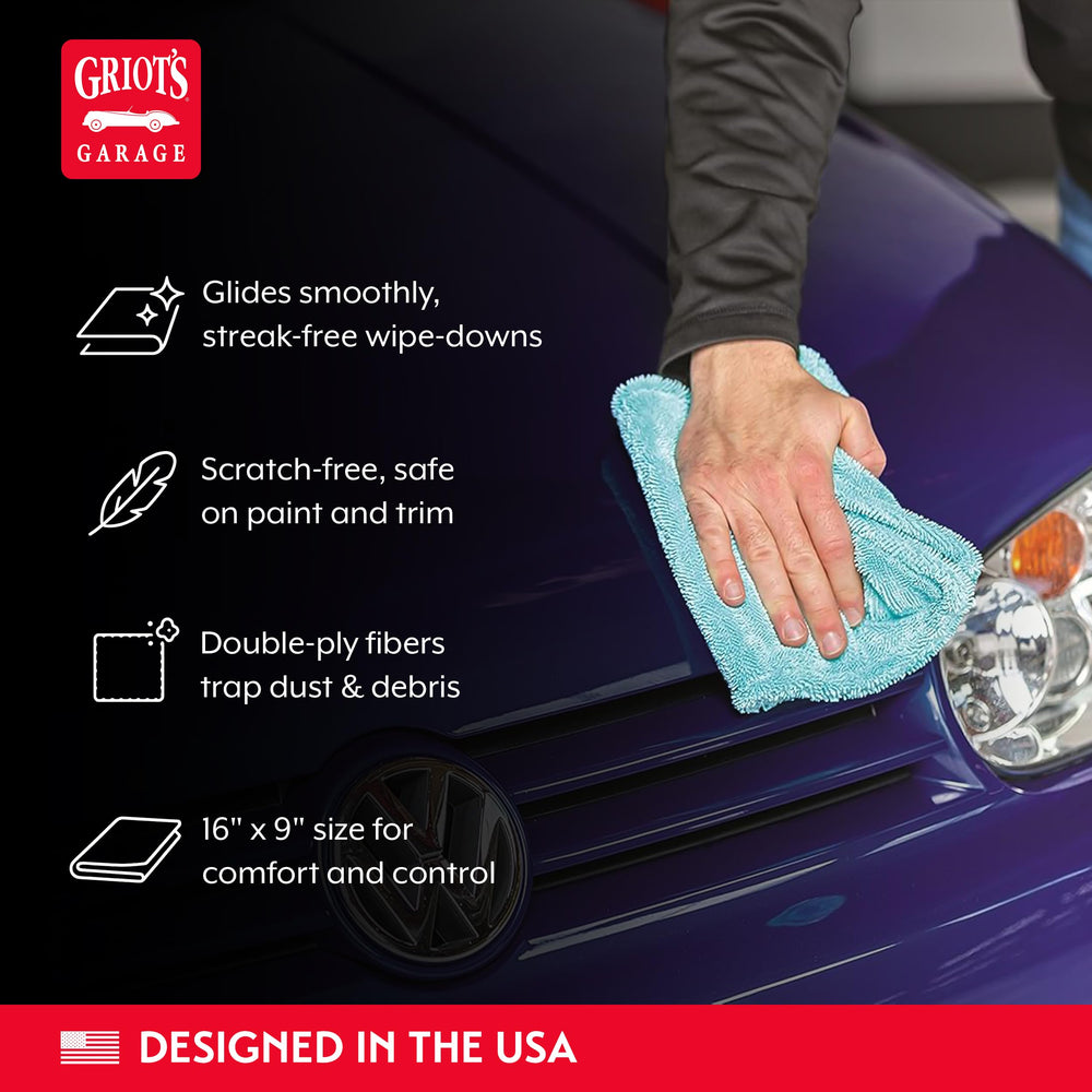 Griot's Garage PFM edgeless towel minimizes friction to prevent swirls.