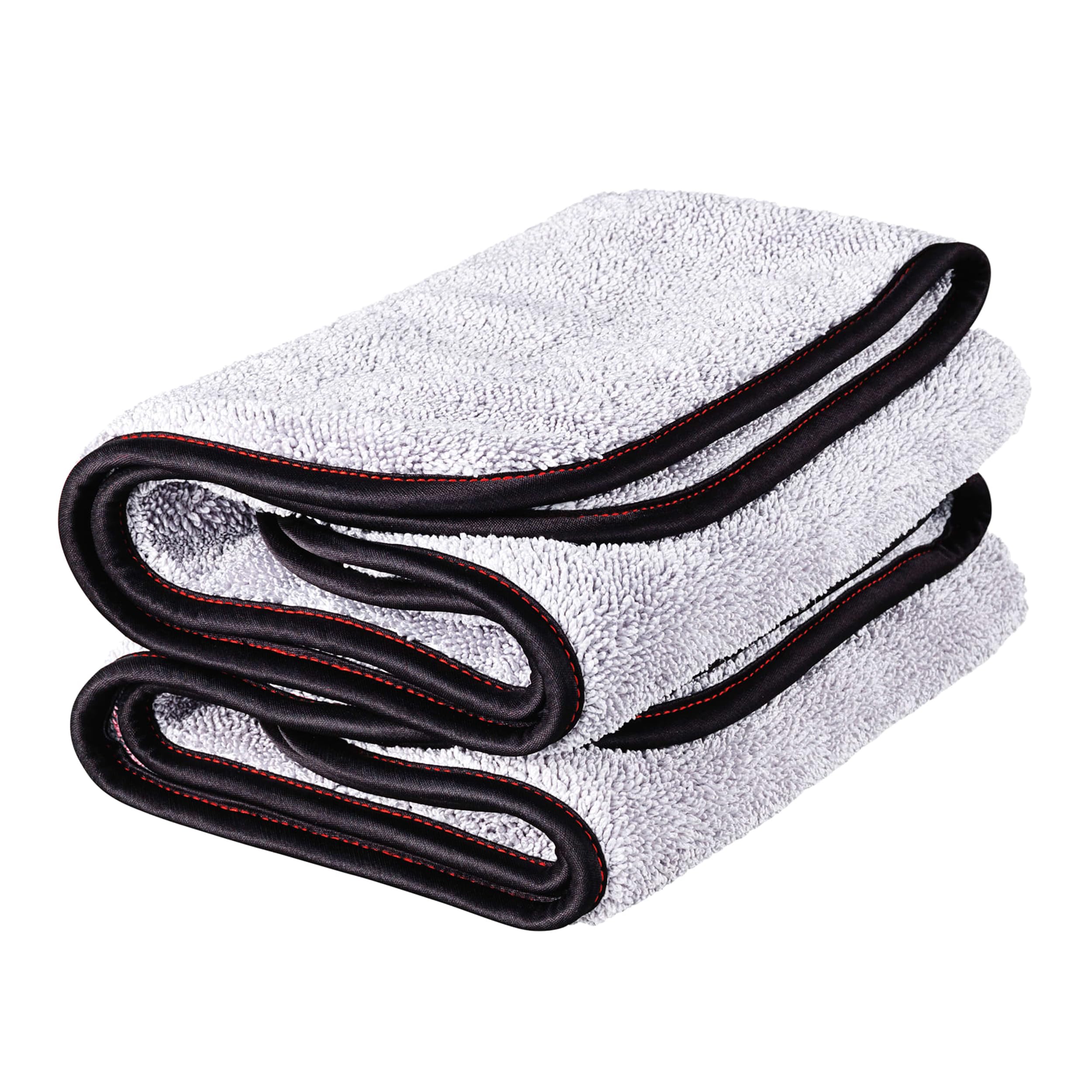 Griot's Garage PFM Terry weave towel showing rapid absorption for fast drying.