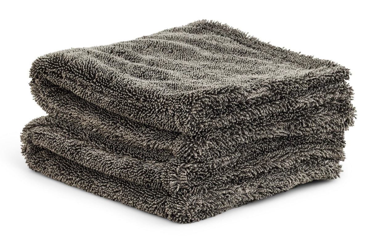 Griot's Garage PFM Ultrafast edgeless towel laid flat for streak-free drying