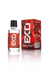 Gtechniq EXO Crystal bottle pour showing controlled application for even coating