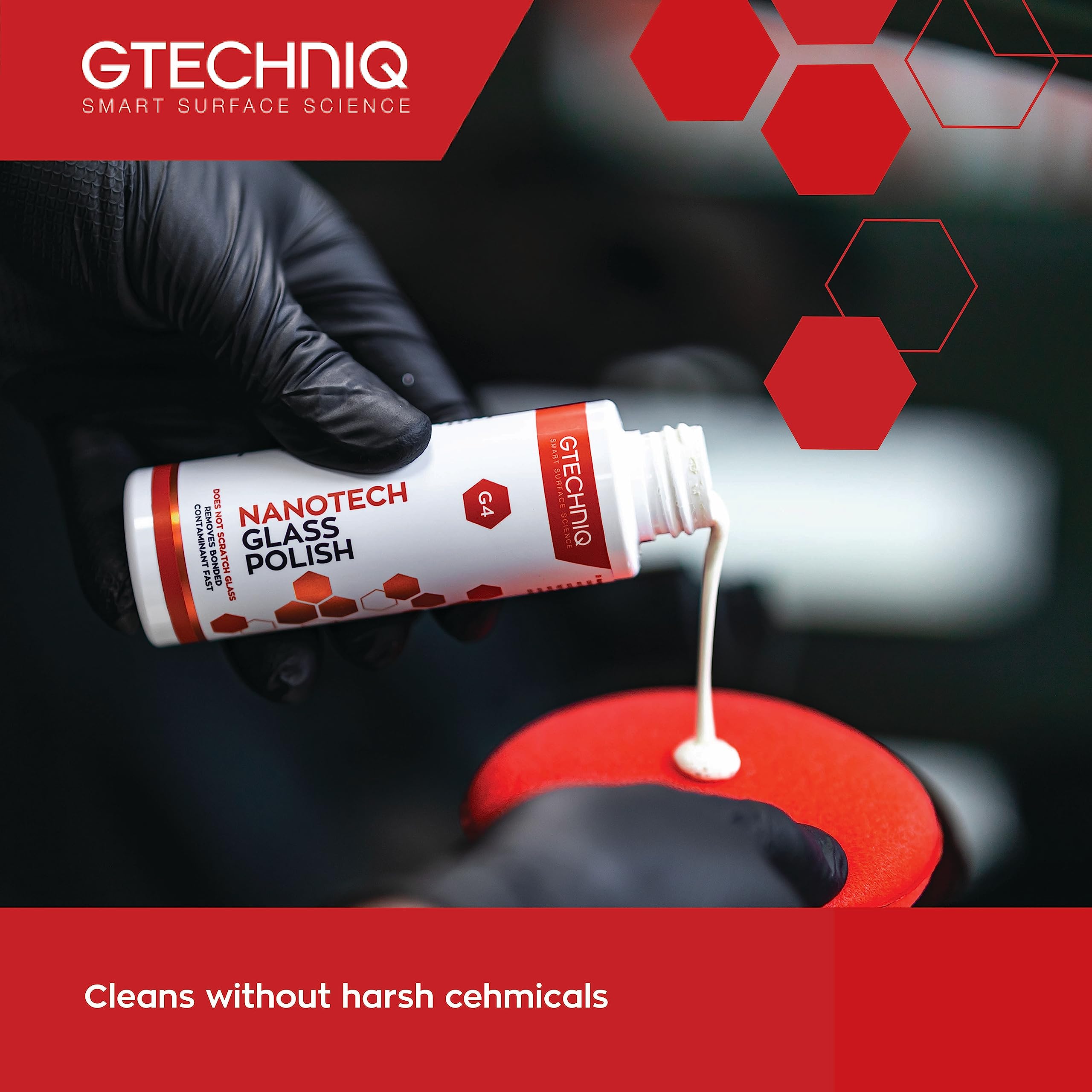 Gtechniq G4 Nanotech Windshield Polish application cloth for safe, scratch-free polishing