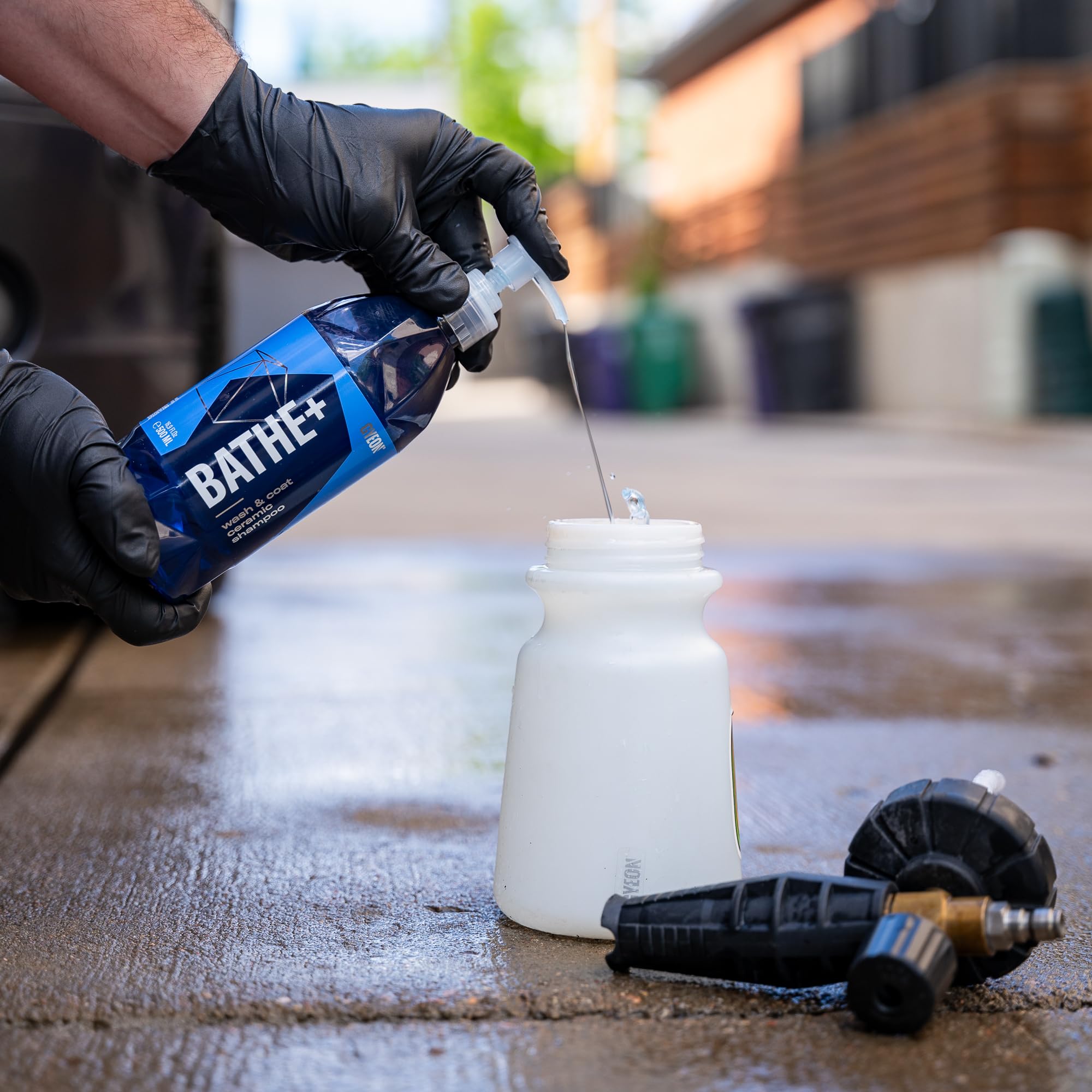 Hydrophobic gloss after rinse with Bathe+ in sun