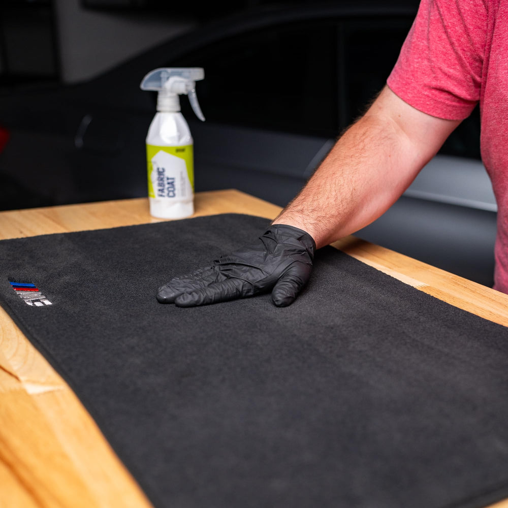 Gyeon Quartz Fabric Coat long-lasting protection preserves fabric feel.