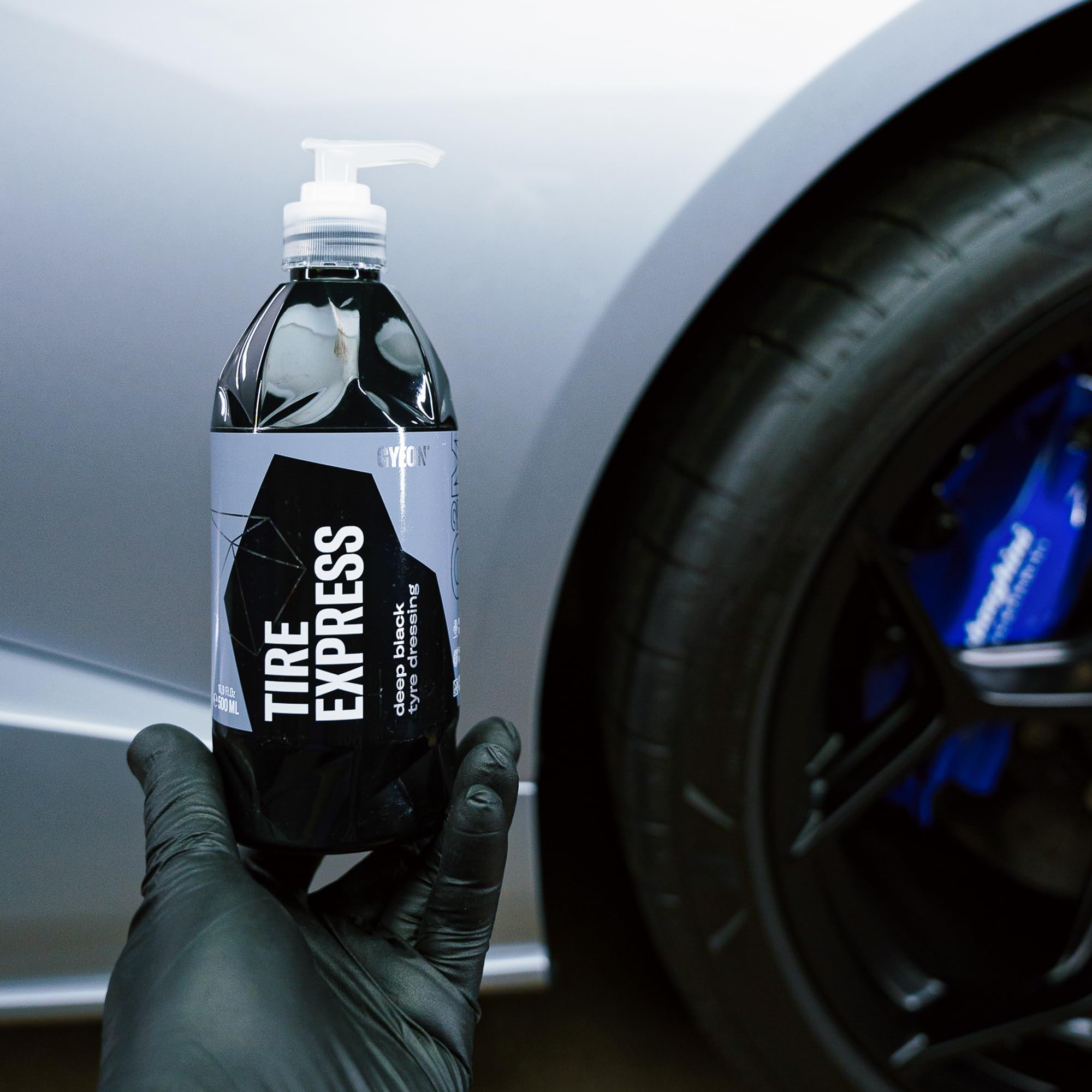 Gyeon Tire Express Satin Finish dry-application on damp tires is simple.