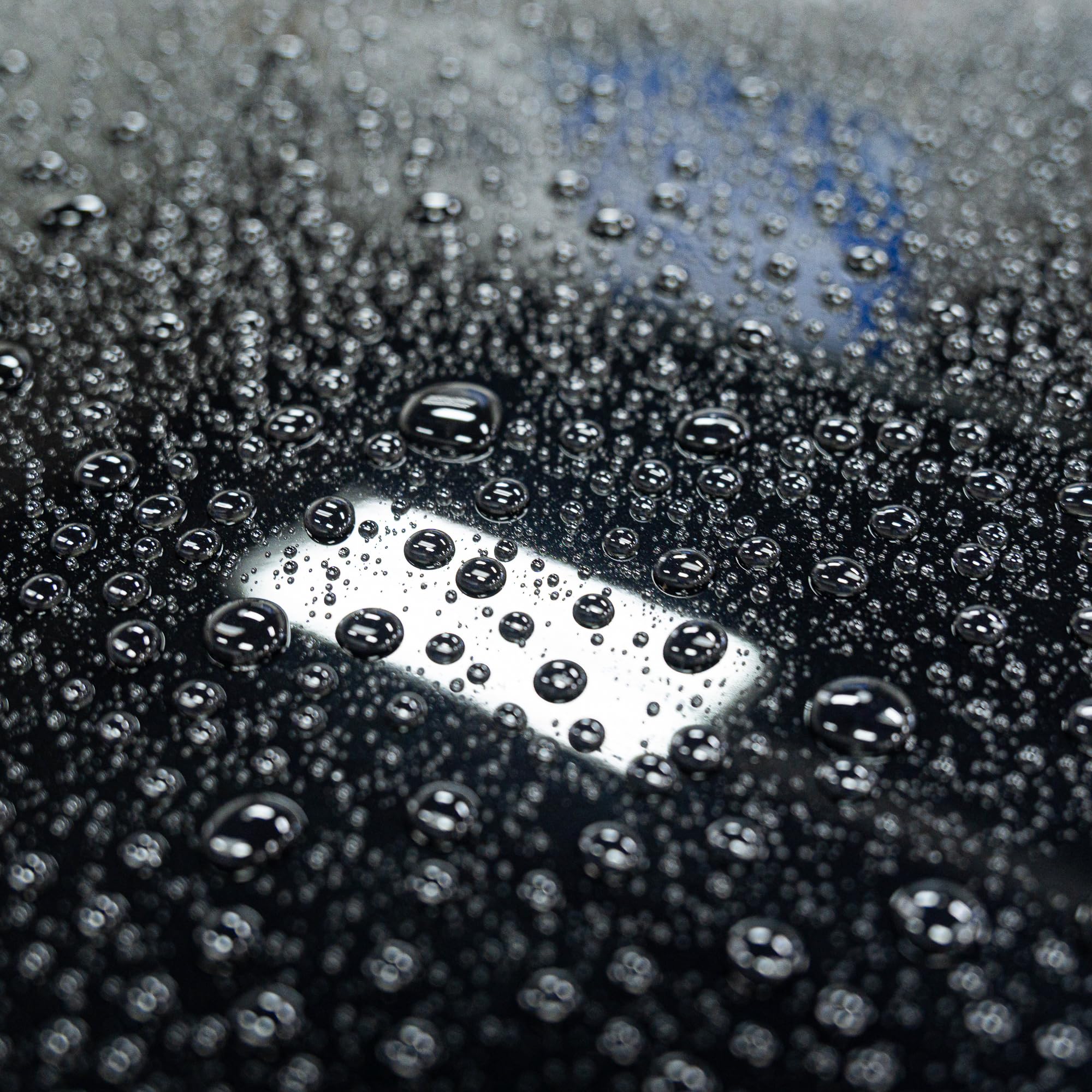 GYEON Wet Coat water beading action promotes quick water shedding on surfaces.