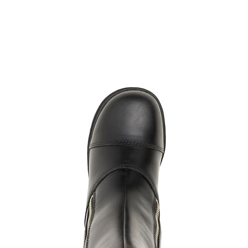 Toe-stitch detail on Amherst boot for added durability and moto character.