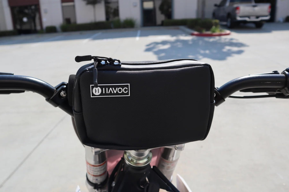 Havoc Racing Bar Bag with rain zipper demonstrates weather-resistant design.