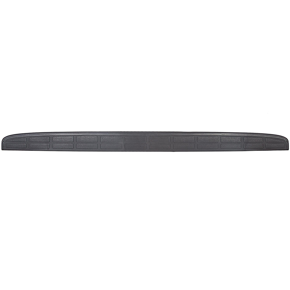 HECASA tailgate spoiler cap for 2001-2006 Silverado boosts rugged curb appeal.