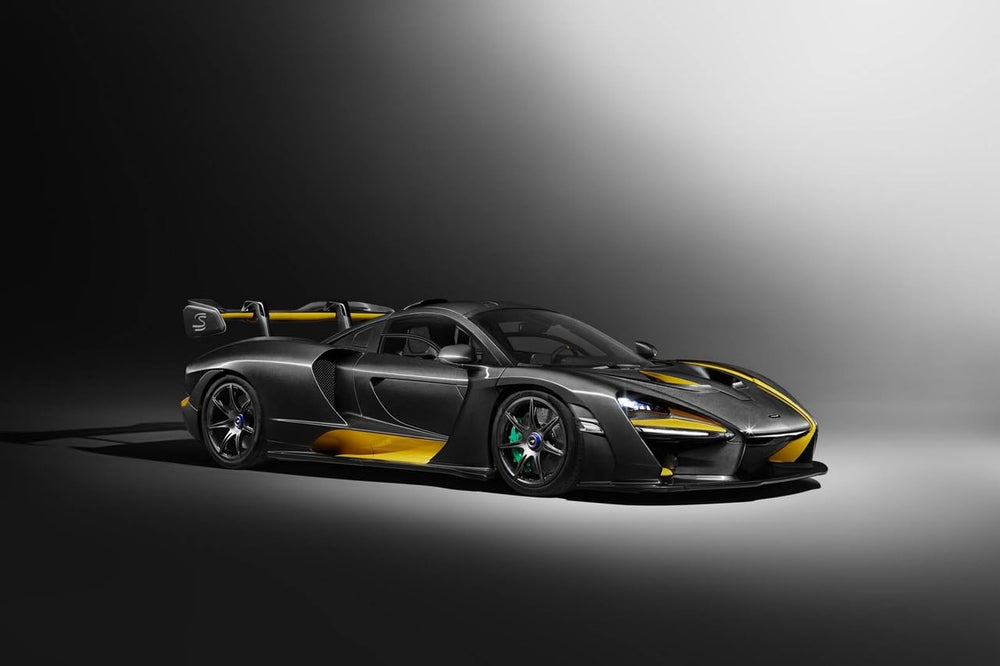 Heinaroman 5D carbon fiber wrap waterproof and abrasion resistant.