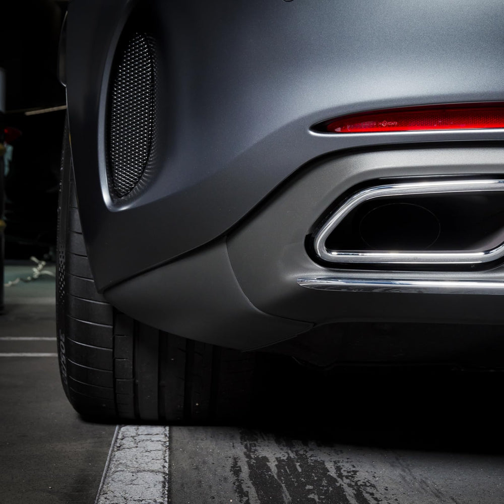 Heinaroman car wrap protects paint from minor scuffs and abrasions.