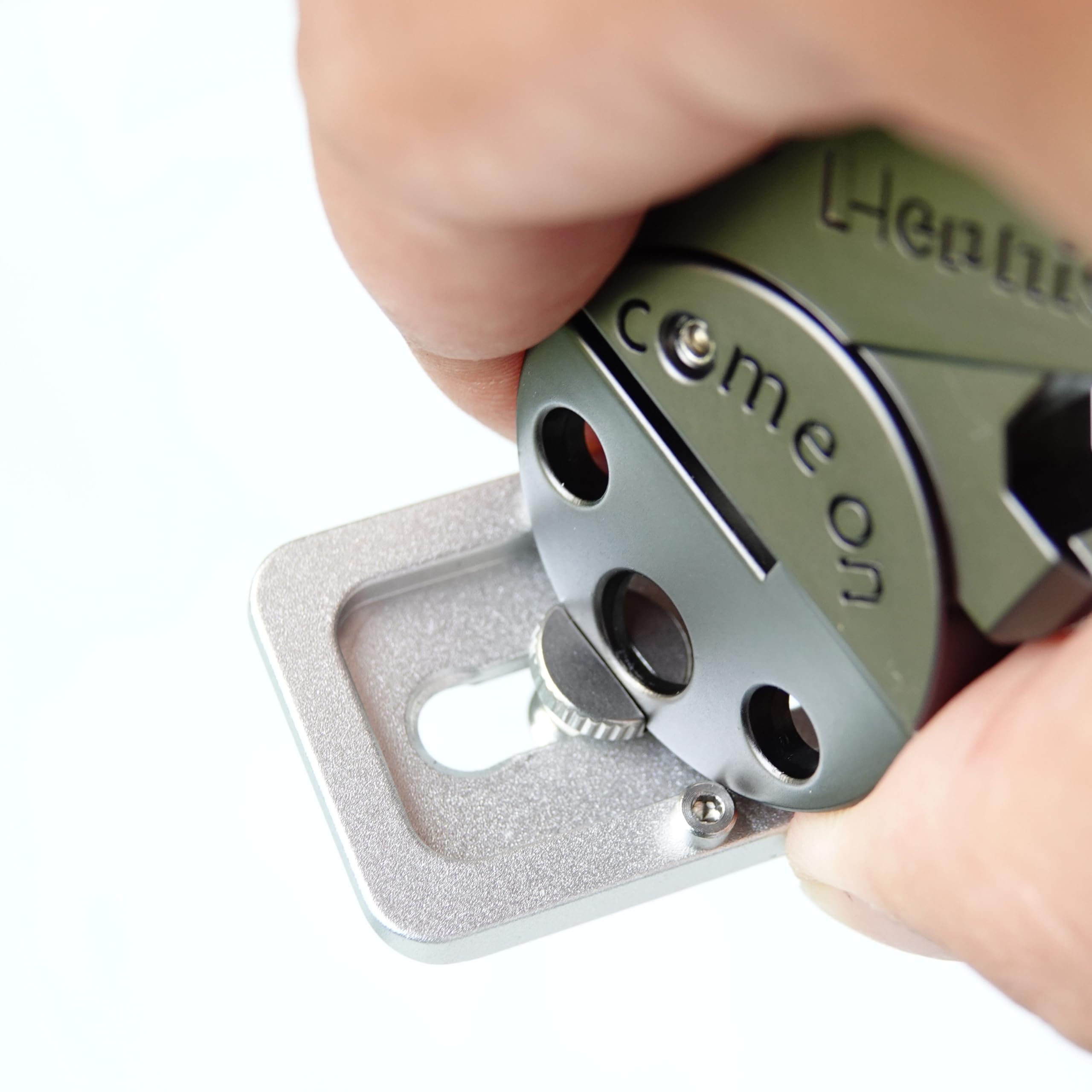 Hephis Skull Heavy Duty Key Chain compact design fits everyday carry.