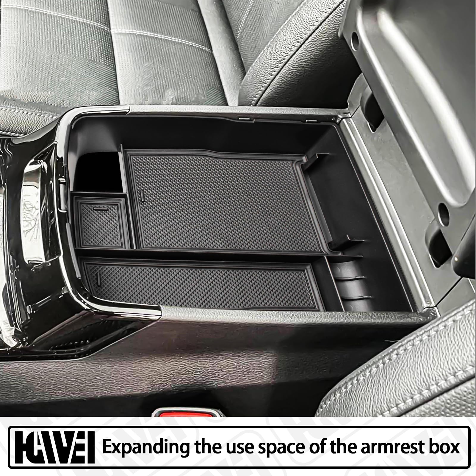 HGWEI black interior accent adds a refined look to Telluride.
