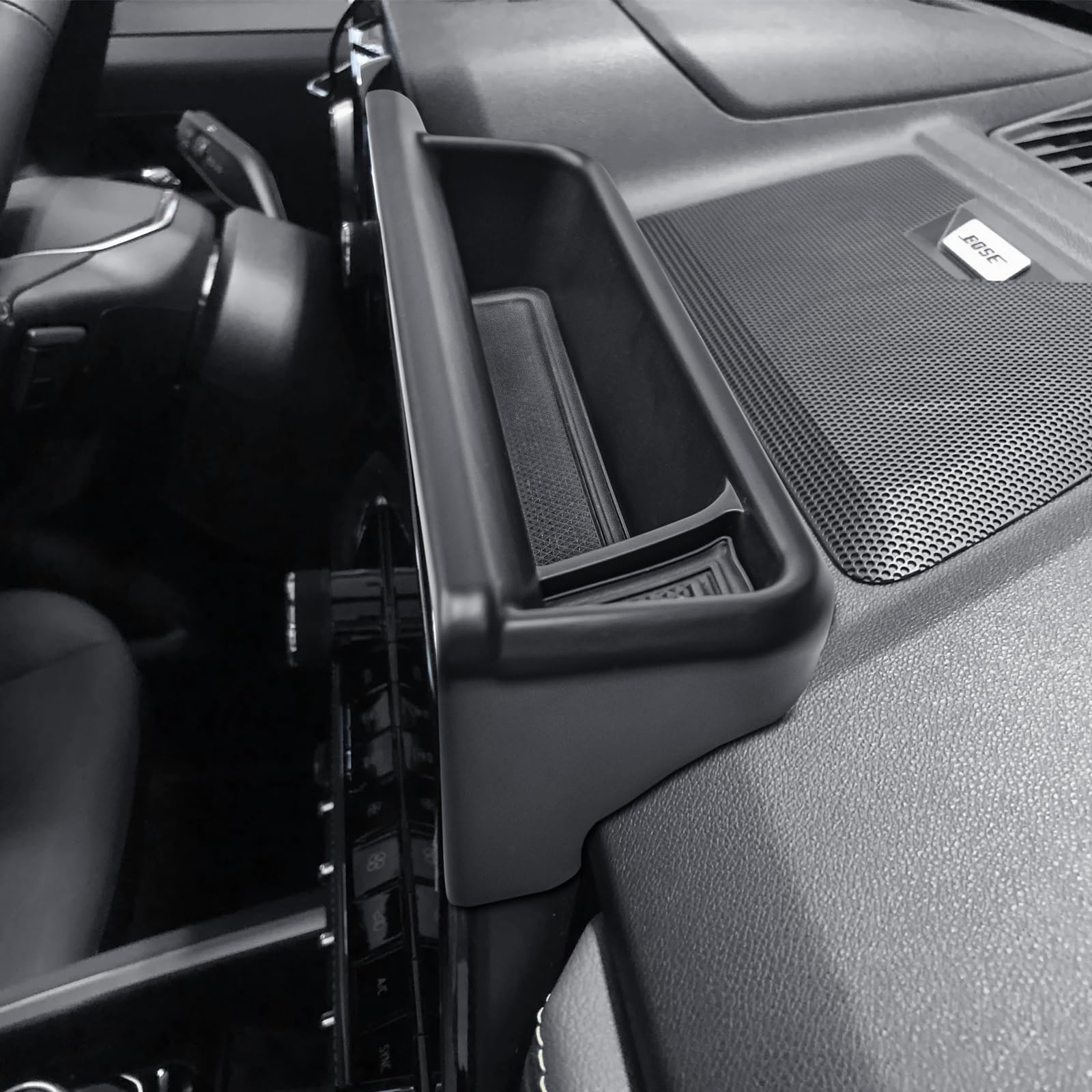 HGWEI non-slip silicone mats secure phones, sunglasses, and keys on rough roads.