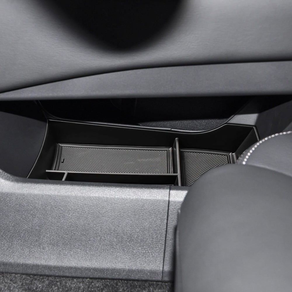 HGWEI removable silicone liners prevent items from sliding during drives
