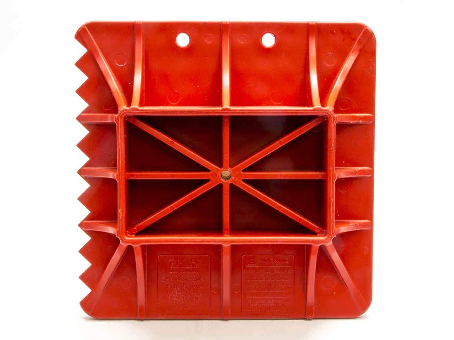 Hi-Lift Off-Road Base ORB with serrated edge aiding ground prep