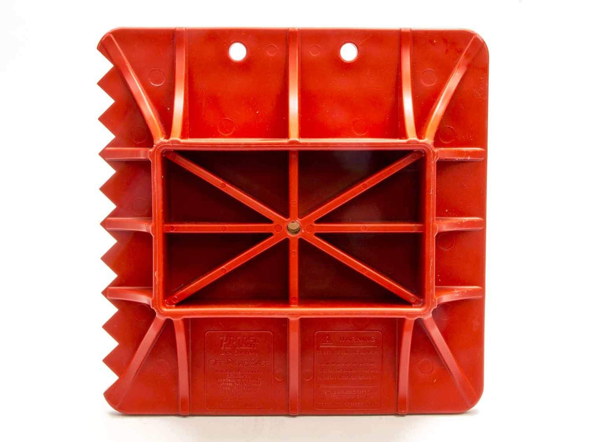 Hi-Lift Off-Road Base ORB with serrated edge aiding ground prep