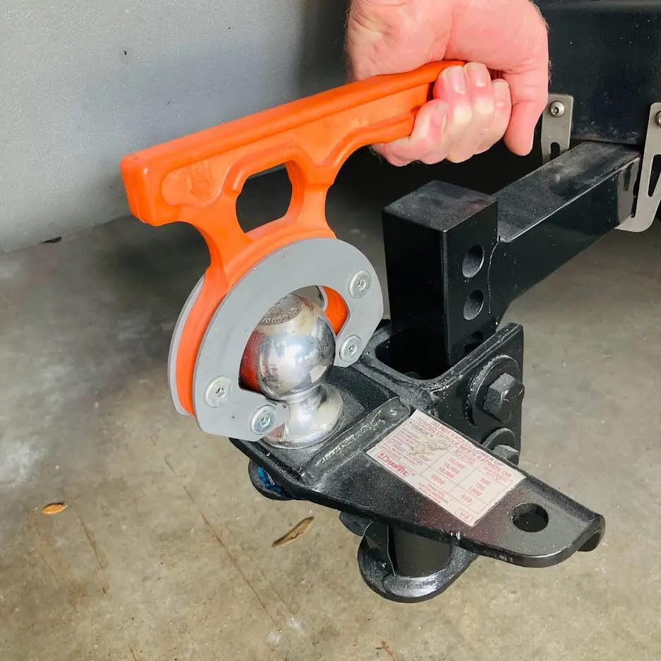HitchGrip ergonomic grip reduces back strain during hitching