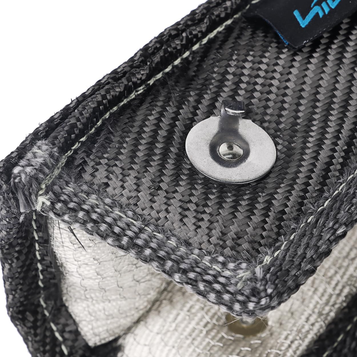 HiwowSport carbon fiber outer shell adds durability and style