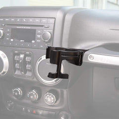 Hooke Road vent-mount design keeps drinks cool near air vents.