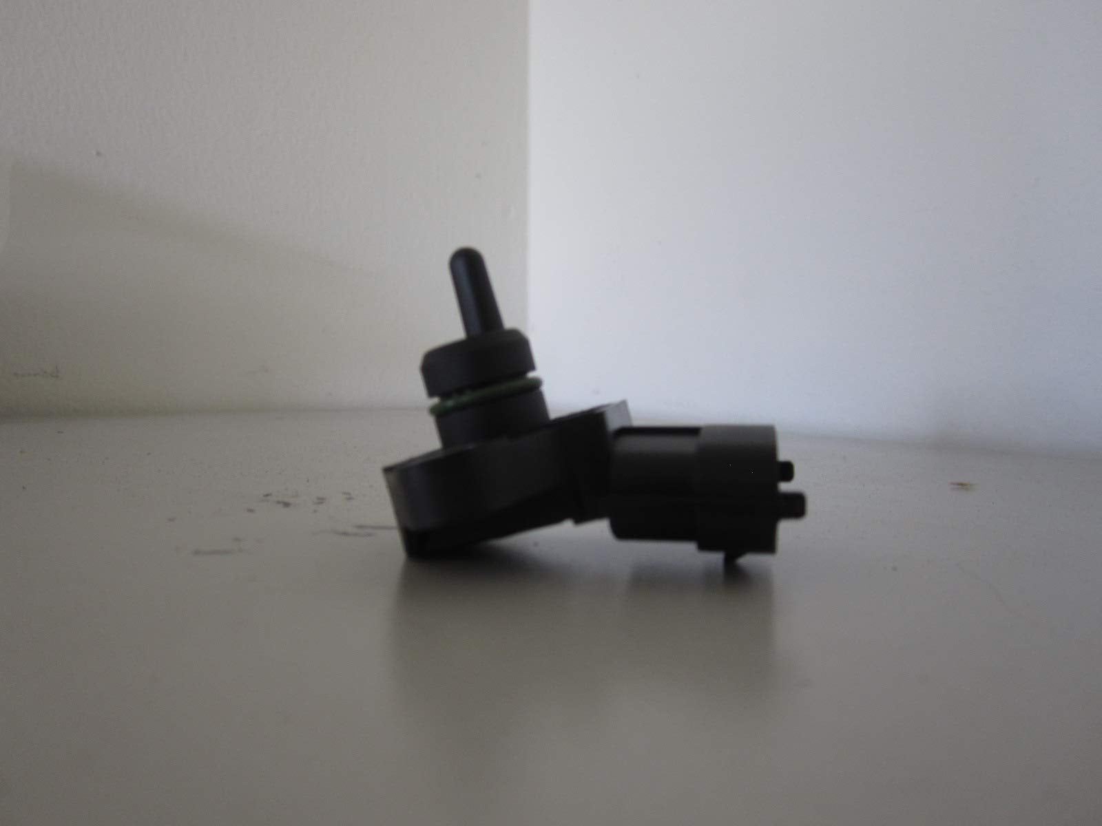 Hyundai genuine MAP sensor packaging confirms authentic OEM part.