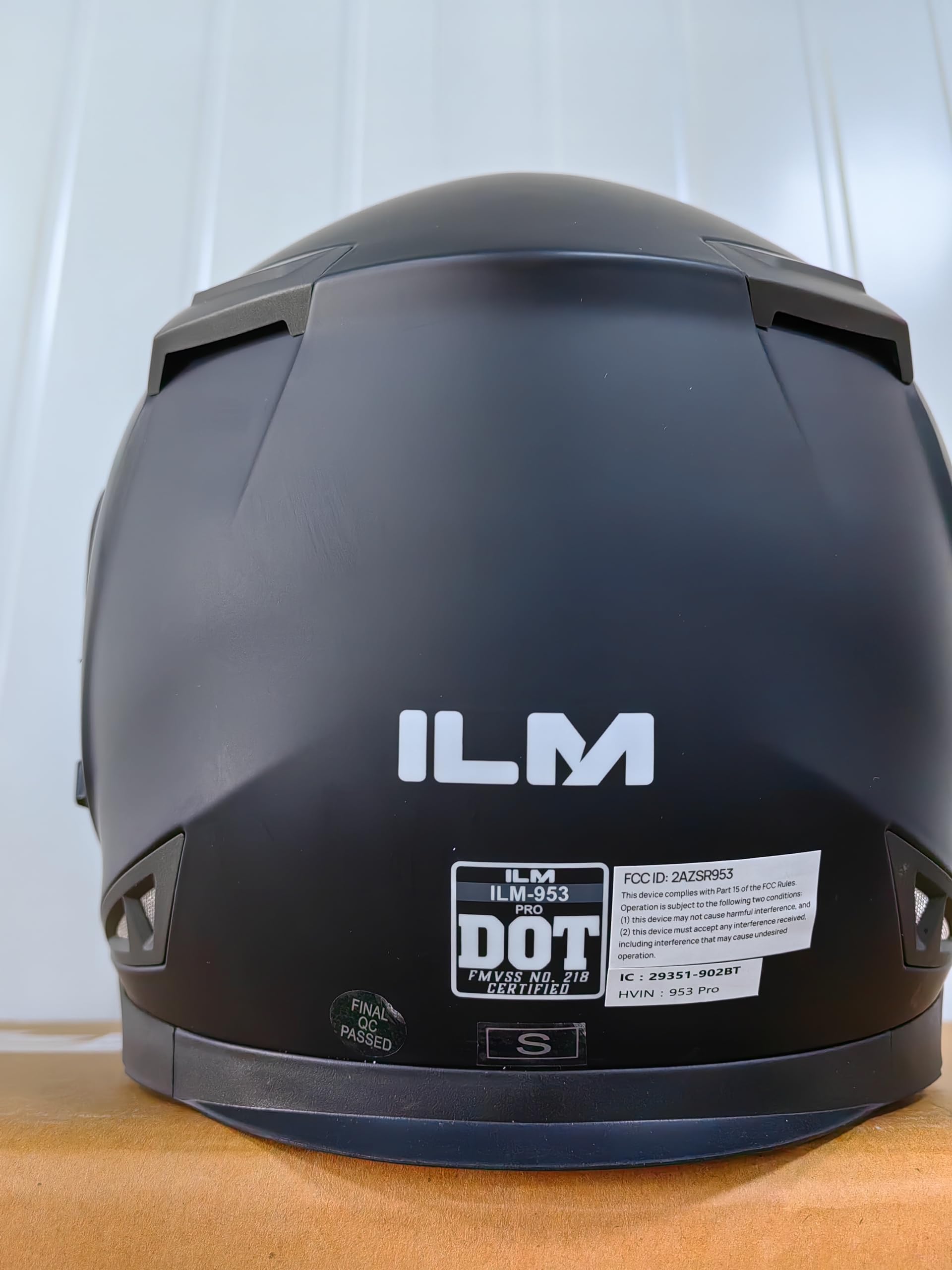 ILM 953PRO adjustable vents provide customizable airflow