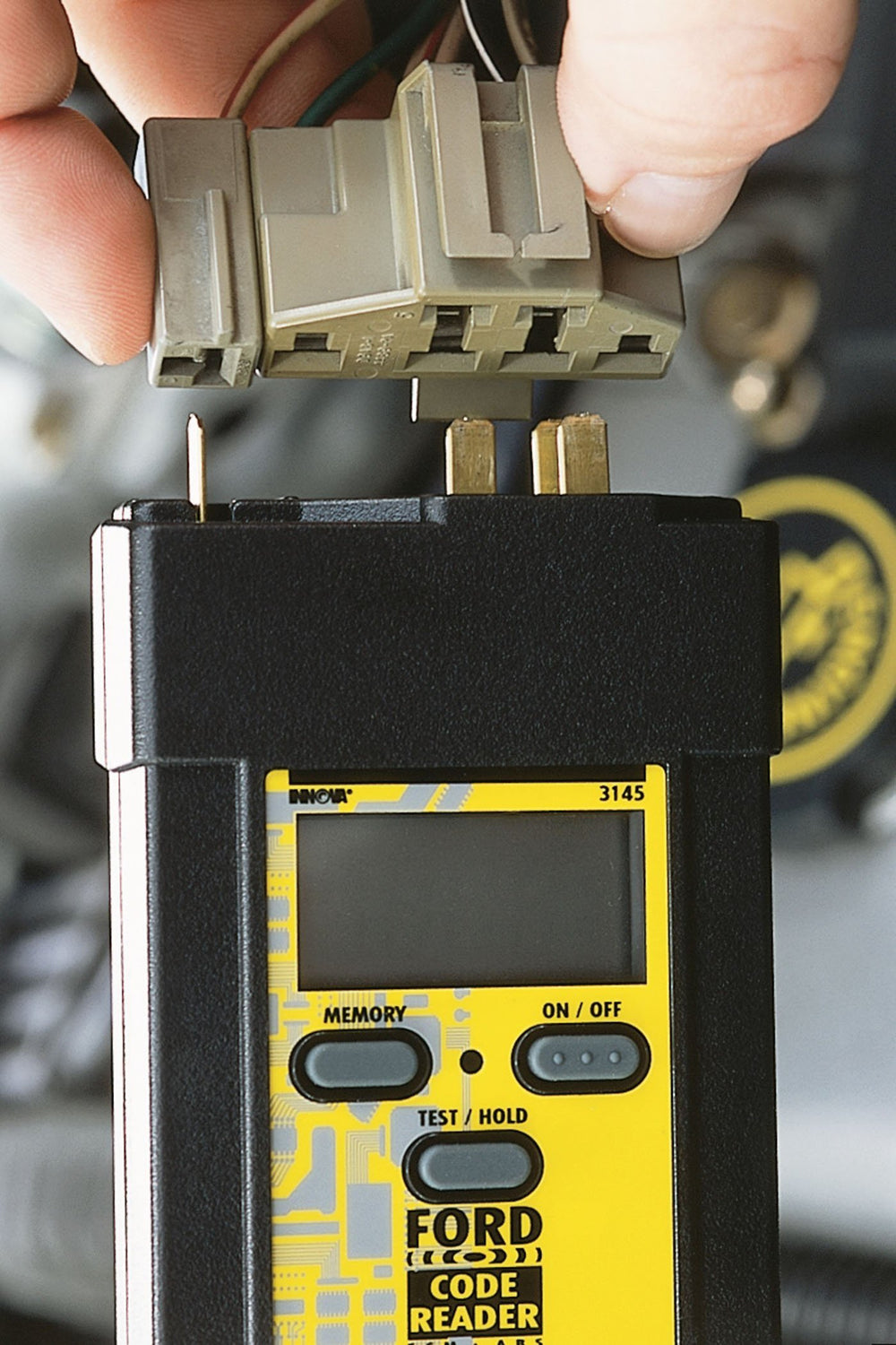 Innova Ford Digital Code Reader reading codes on the display during tests
