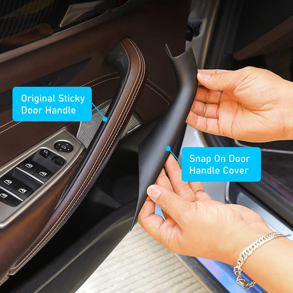 Jaronx F90 M5 right handle cover complements interior aesthetics.