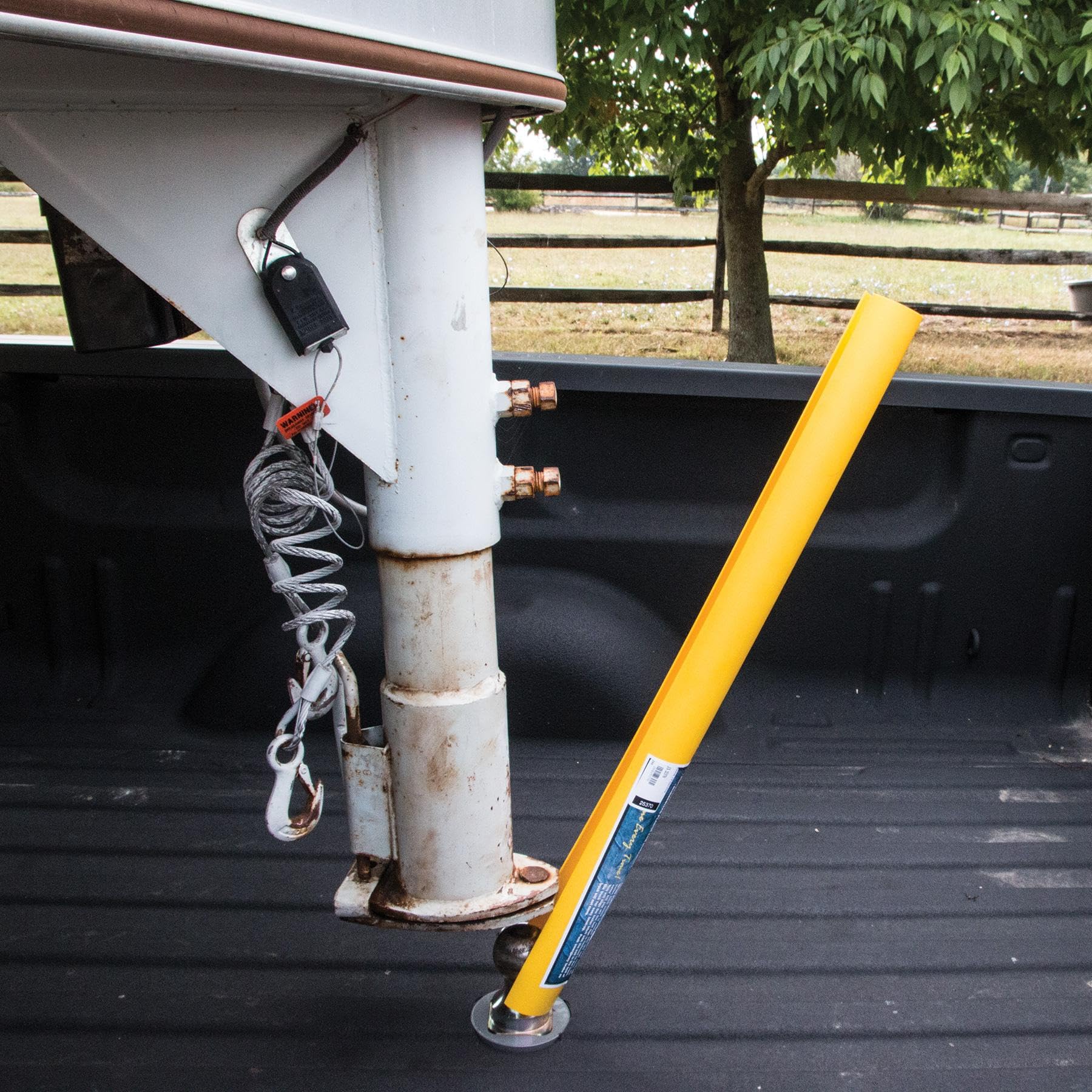 Jeffers Gooseneck Hook Up Helper guides 2-5/16 inch hitches for precise connections