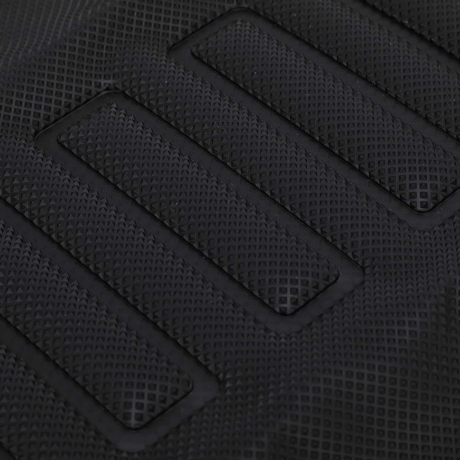 JFG RACING dirt bike cover is waterproof to handle outdoor conditions.