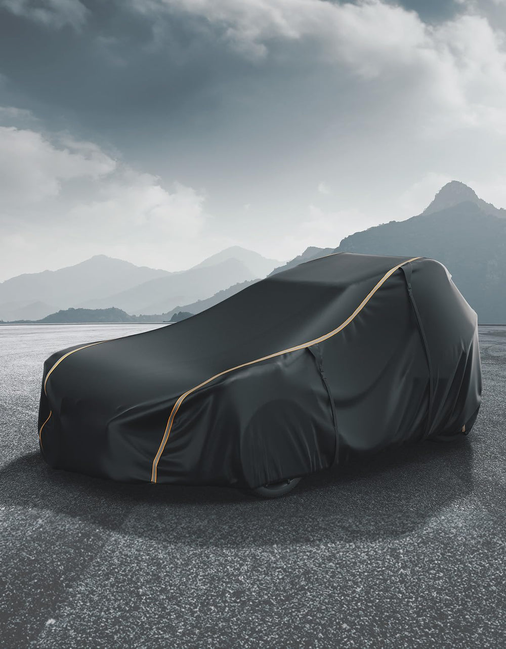 All-weather protection demo with rooftop Slingshot accessories.