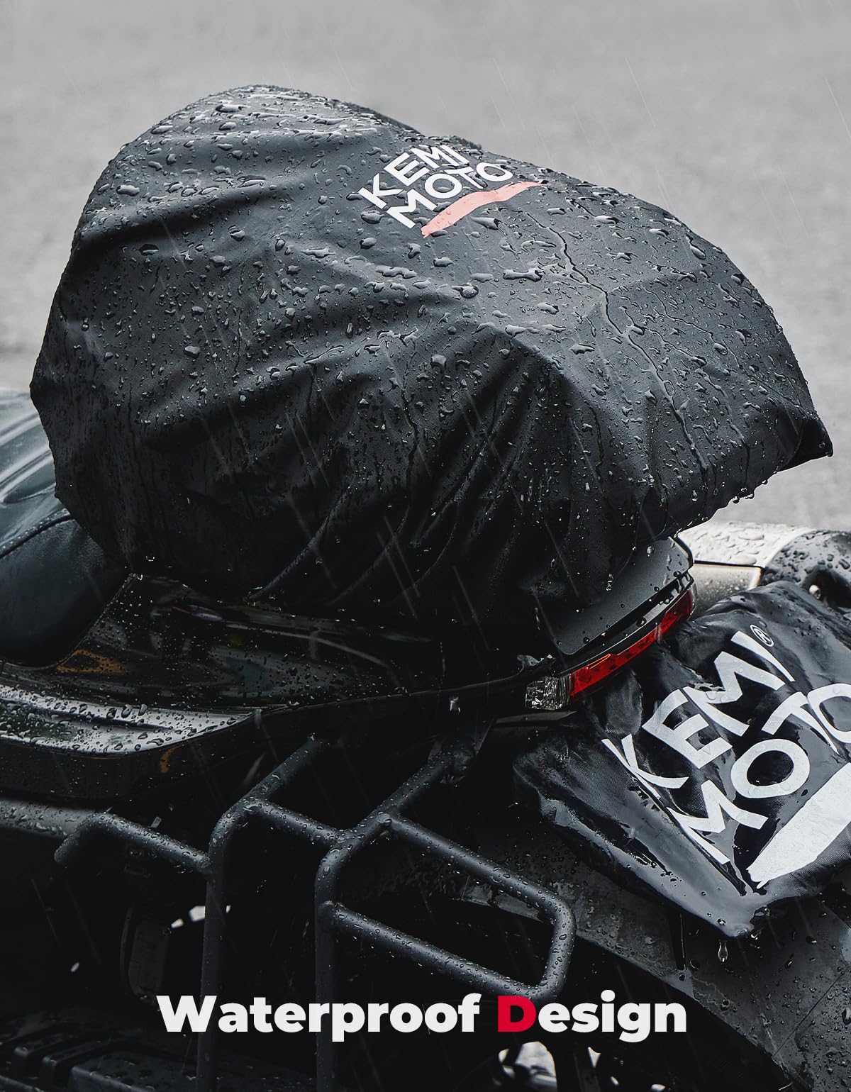 KEMIMOTO waterproof material PVC and 600D Oxford protects belongings in rain.