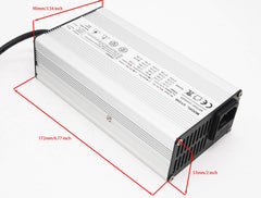 Keyhao charger display indicates charging status and progress