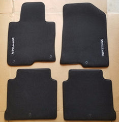 Kia D5014-ADU00 floor mat carpet with embroidered logo for a precise brand match