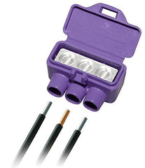 King Innovation 95110 side view showing compact three-port connector for secure connections.